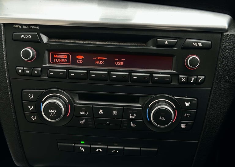 2012 BMW 1 Series 2.0 120i Sport+ Edition Auto 2dr Convertible Petrol Automatic