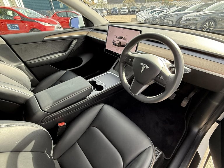 2022 Tesla Model Y (Dual Motor) Long Range SUV 5dr Electric Auto 4WDE (384 bhp) SUV Electric Auto...