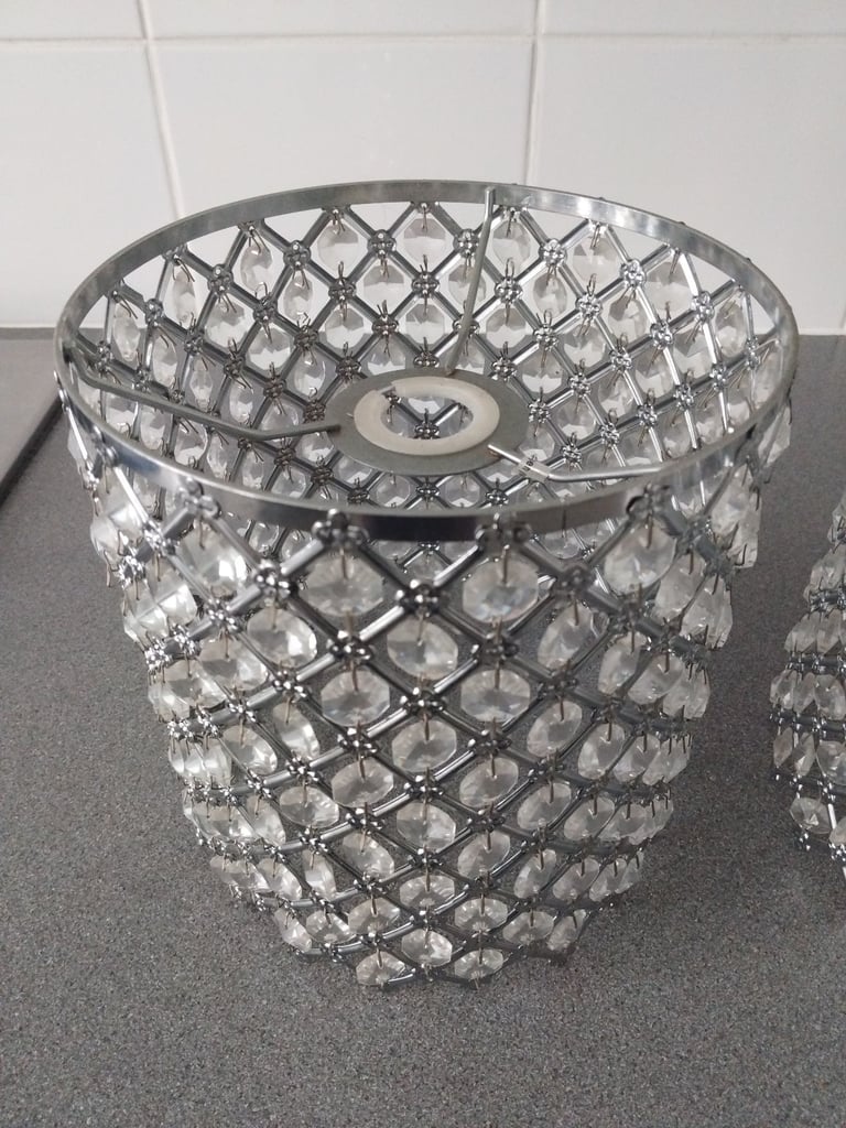 2 pendant crystal effect hanging lampshades
