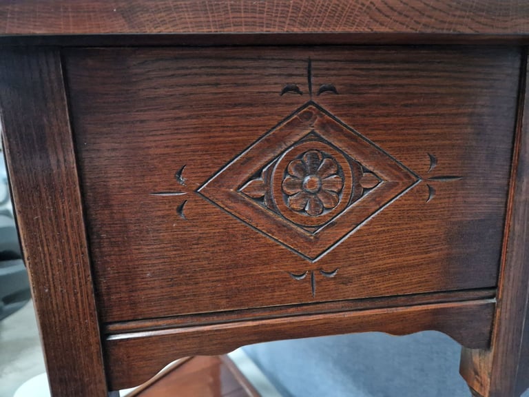 Single drawer two tier hall table