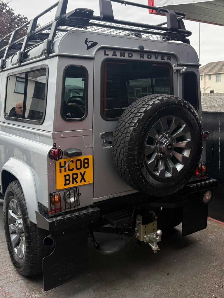 2025 Land Rover Defender 90 2.4 TDCi XS Station Wagon 4WD SWB Euro 4 3dr Diesel Manual