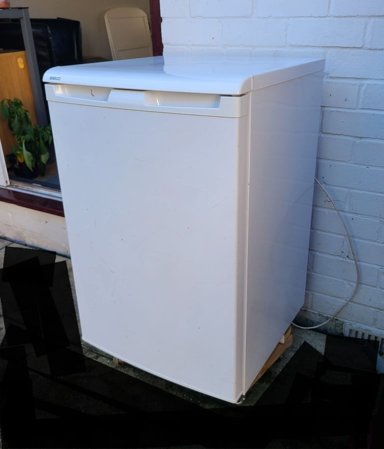30 pounds if collected by you 35 pounds if I deliver. Freezer
