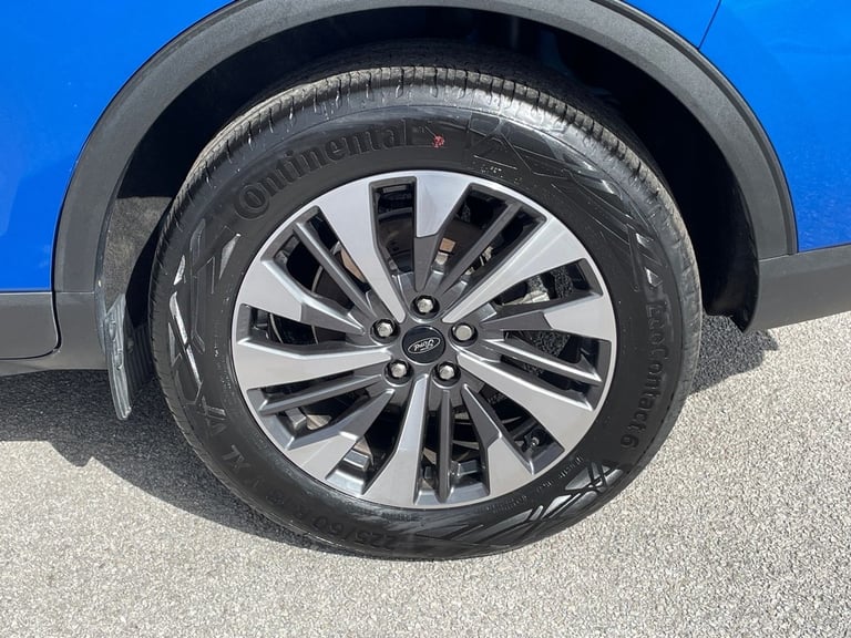  Ford Kuga 2.5 Duratec 14.4kwh Titanium Suv 5dr Petrol Plug In Hybrid CVT Euro