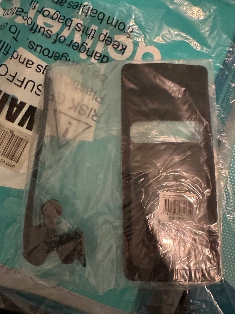 Food Delivery kit bag jacket phone holder 