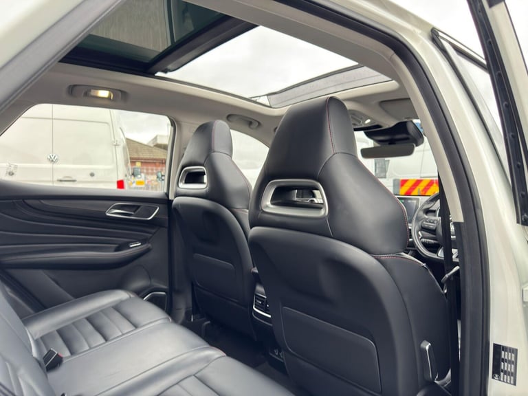 2022 MG MG HS 1.5 T-GDI 16.6kWh Exclusive Auto Euro 6 (s/s) 5dr ESTATE Petrol/Electric Hybrid Aut...