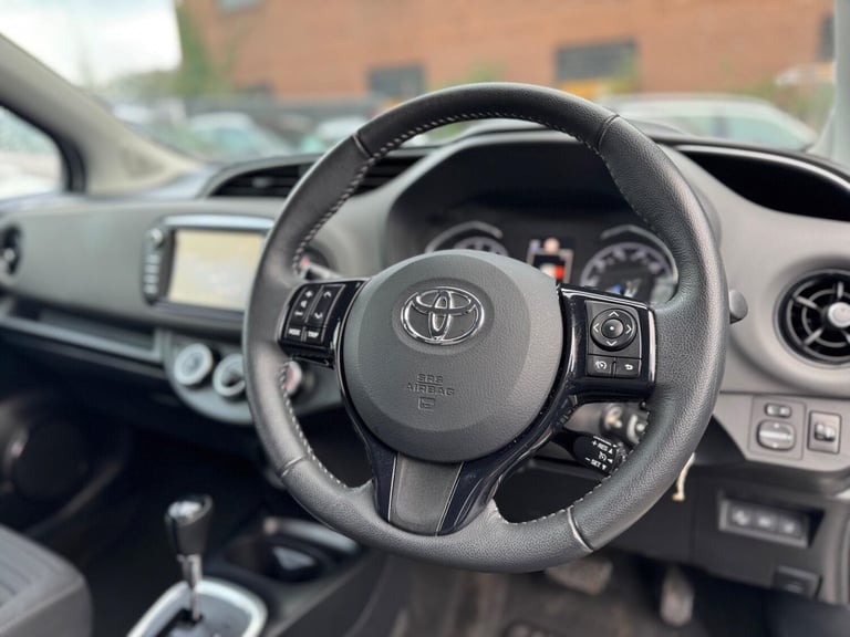 2018 Toyota Yaris 1.5 VVT-i Icon CVT Euro 6 5dr HATCHBACK Petrol Automatic