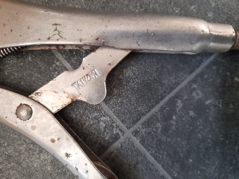 Single vice clamp