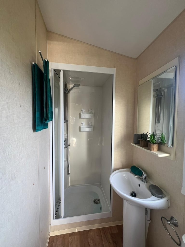 SITED STATIC CARAVAN FOR SALE - MOVE IN WITHIN 7 DAYS RHYL TOWYN PRESTATYN 