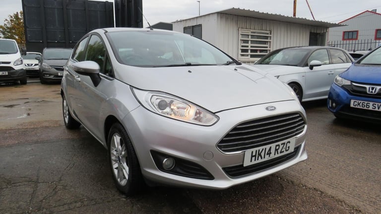 image for 2014 Ford Fiesta 1.25 Zetec Euro 5 5dr HATCHBACK Petrol Manual