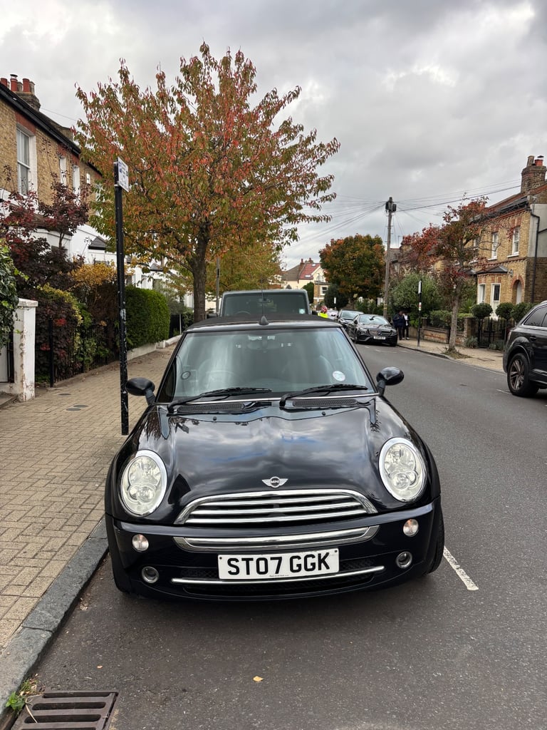 Mini, CONVERTIBLE, Convertible, 2007, Manual, 1598 (cc), 2 doors
