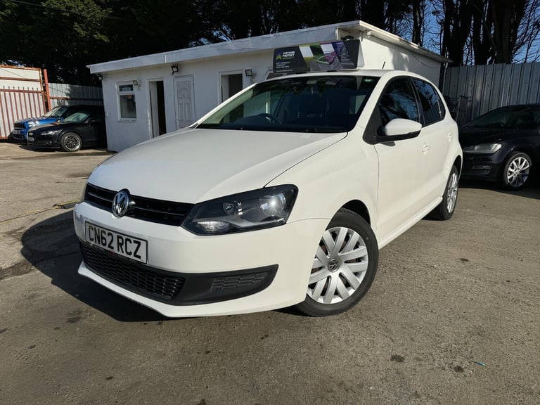 2013 Volkswagen Polo 1.2 TSi BLUEMOTION Hatchback Petrol Automatic