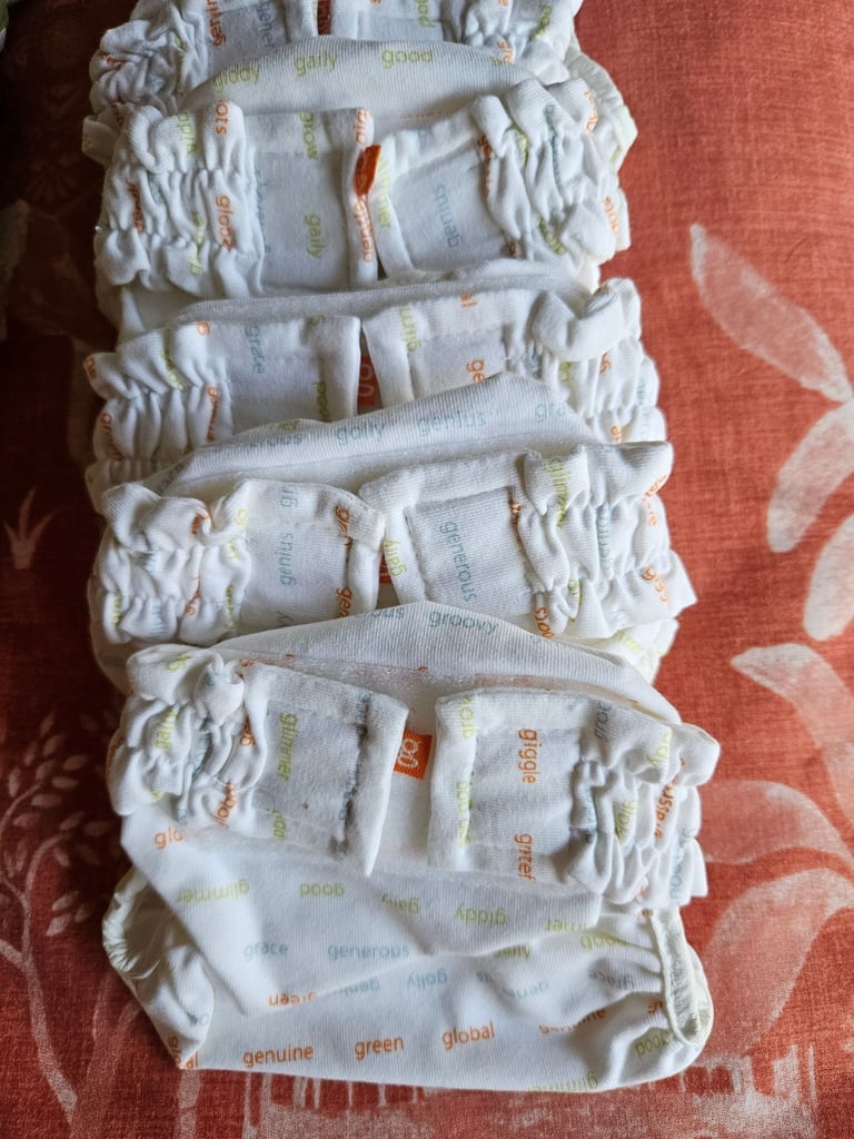 Gnappies Washable Nappies Bundle, 4 sizes, newborn to 16kg