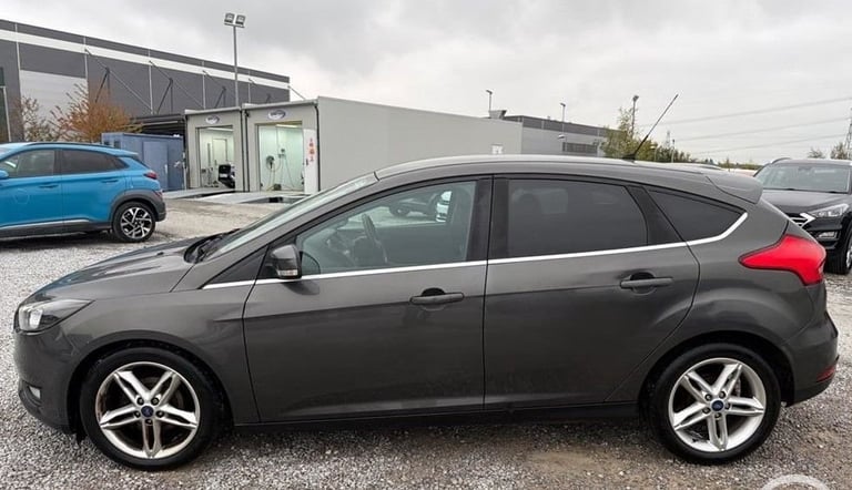2016 Ford Focus 1.0 EcoBoost 125 Zetec 5dr HATCHBACK PETROL Manual