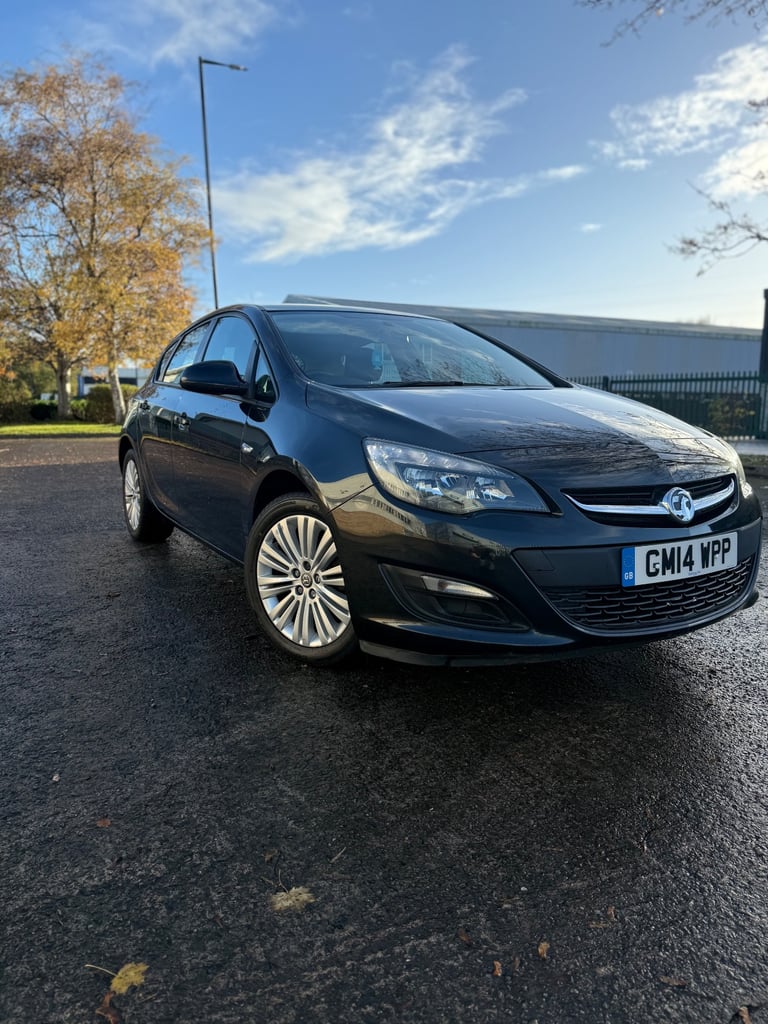 Vauxhall, ASTRA, Hatchback, 2014, Manual, 1598 (cc), 5 doors