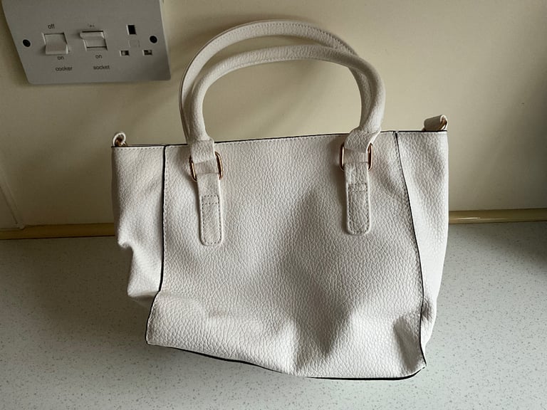 George White Handbag / Shoulder Bag, Gold fittings, Black Piping / Edging - Brand New
