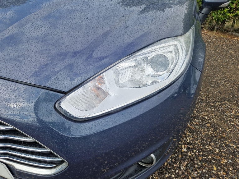 2015 Ford Fiesta 1.0T EcoBoost Zetec Euro 5 (s/s) 5dr Petrol