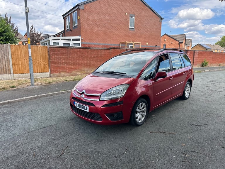 Citreon c4 Picasso 1.6 hdi Automatic, 7 seater, long mot, drives great