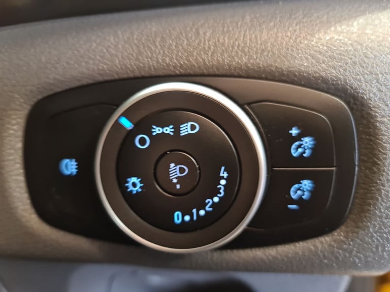 2022 Ford Transit Custom 2.0 340 ECOBLUE LEADER PANEL VAN L1 H1 130 BHP SWB Panel Van Diesel Manual