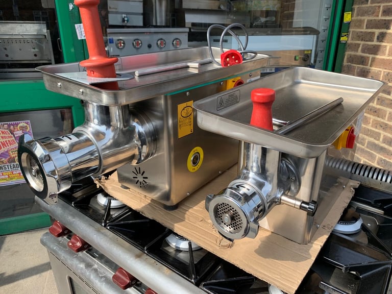 image for NEW COMMERCIAL CATERING BUTCHER SUPERMARKET KEBAB  MEAT MINCER GRINDER MACHINE 
