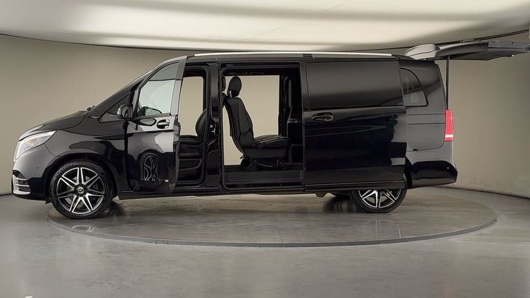 2023 Mercedes-Benz V-Class 2.0 V220d AMG Line MPV 5dr Diesel G-Tronic+ Euro 6 (s/s) XLWB (163 ps)...