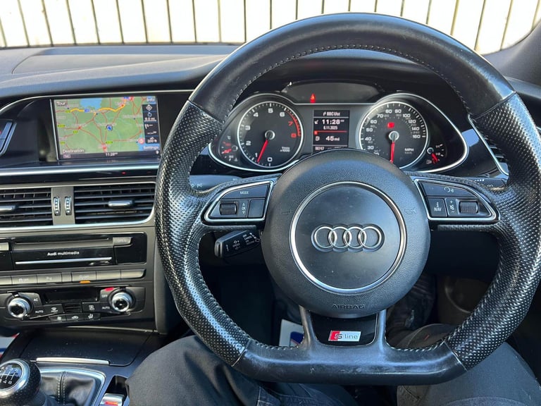 Audi, A4, Saloon, 2013, Manual, 1798 (cc), 4 doors