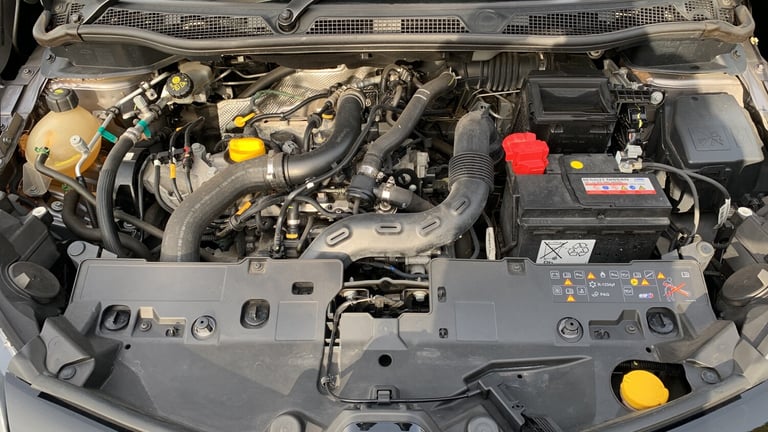 2018 Renault Captur 0.9 TCe ENERGY Iconic SUV 5dr Petrol Manual Euro 6 (s/s) (90 ps) SUV Petrol M...