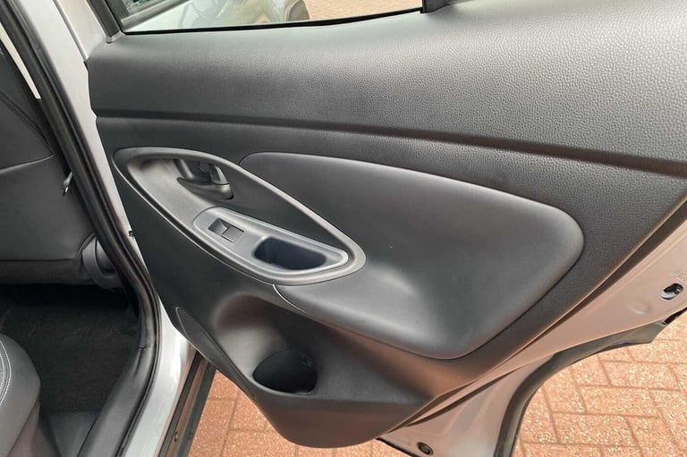 2024 Toyota Yaris Cross 1.5 Hybrid Excel 5dr CVT HATCHBACK Petrol/Electric Hybrid Automatic