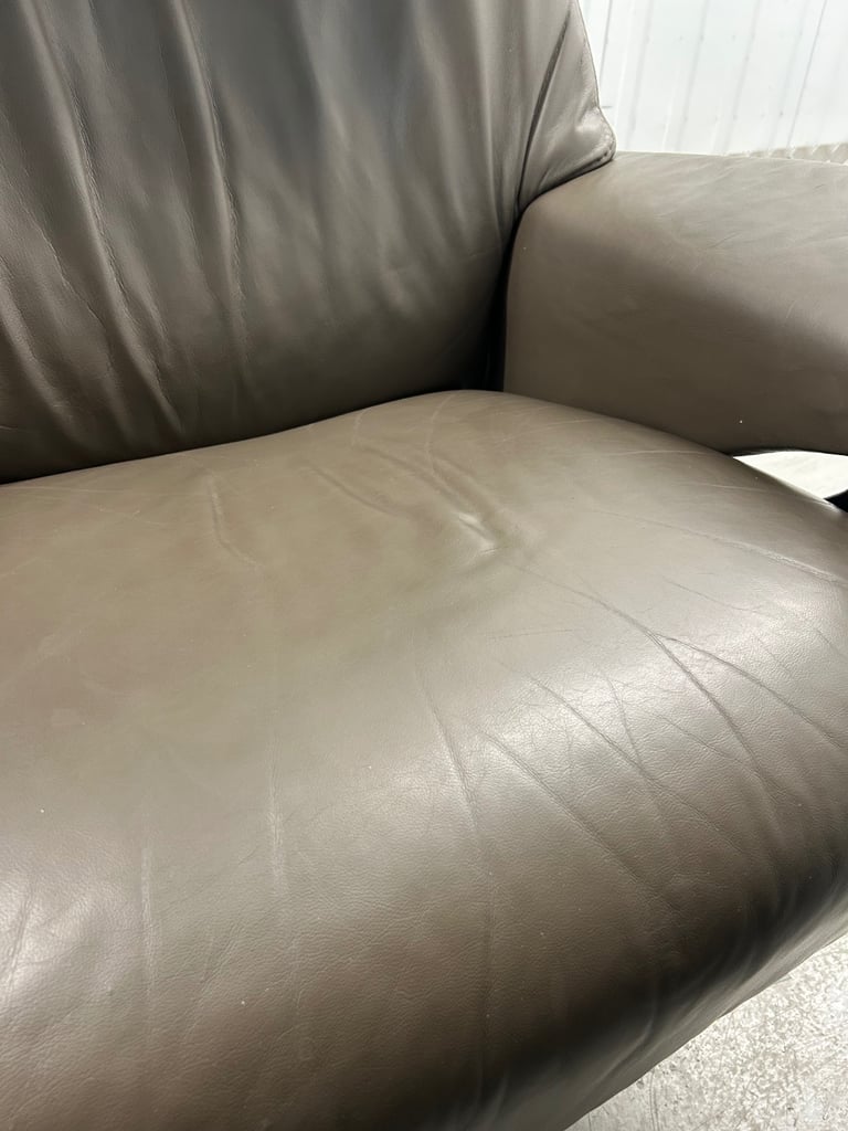 Ekornes Stressless Dream Recliner Olive Leather Chairs & Stools - Medium Size