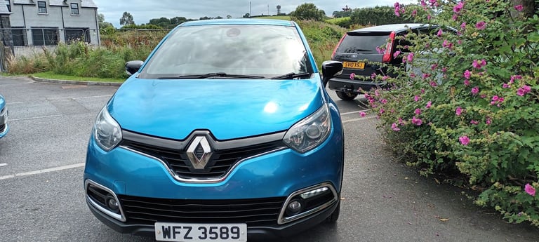 Renault, CAPTUR, Hatchback, 2015, Manual, 1461 (cc), 5 doors