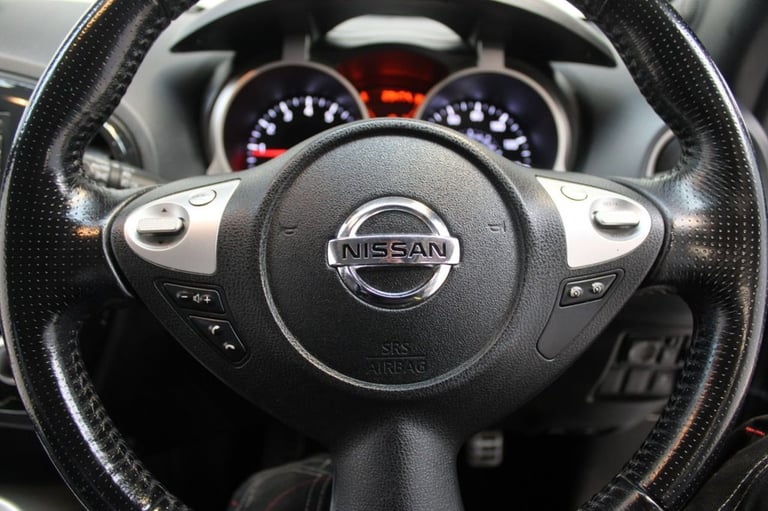 2011 Nissan Juke 1.6 DIG-T Tekna SUV 5dr Petrol Manual Euro 5 (190 ps) HATCHBACK Petrol Manual