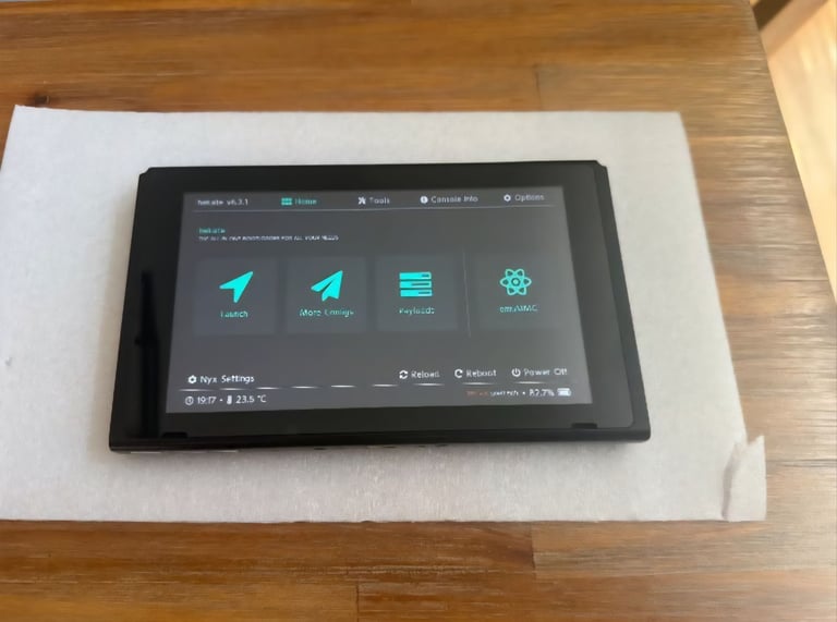 Nintendo Switch V-2 MOD with incredible games and accessories