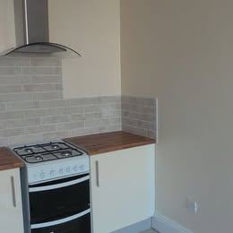 An one bedroom refurbished apartment and very close to Moseley Village