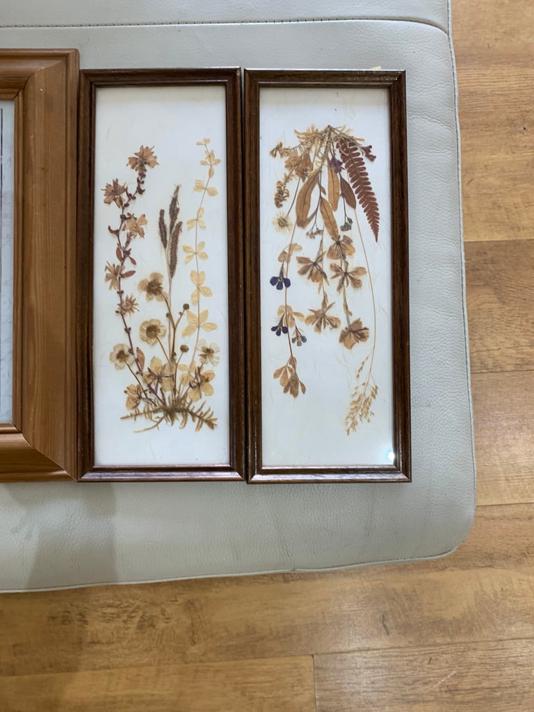 X 5 beautiful painting ..2 of them r hand made. 