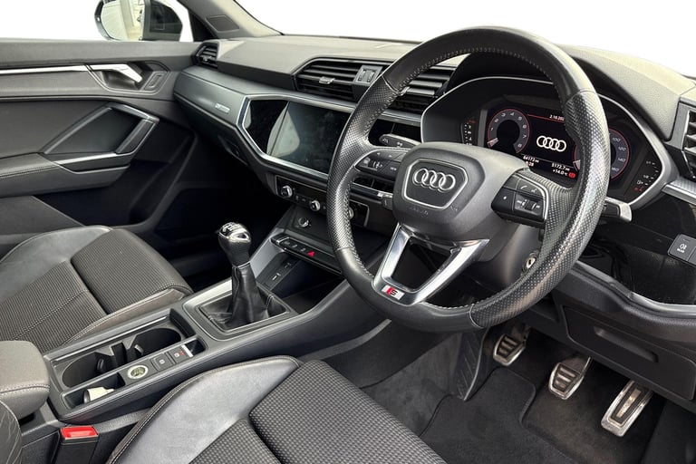 2019 Audi Q3 1.5 TFSI CoD 35 S line Euro 6 (s/s) 5dr SUV PETROL Manual
