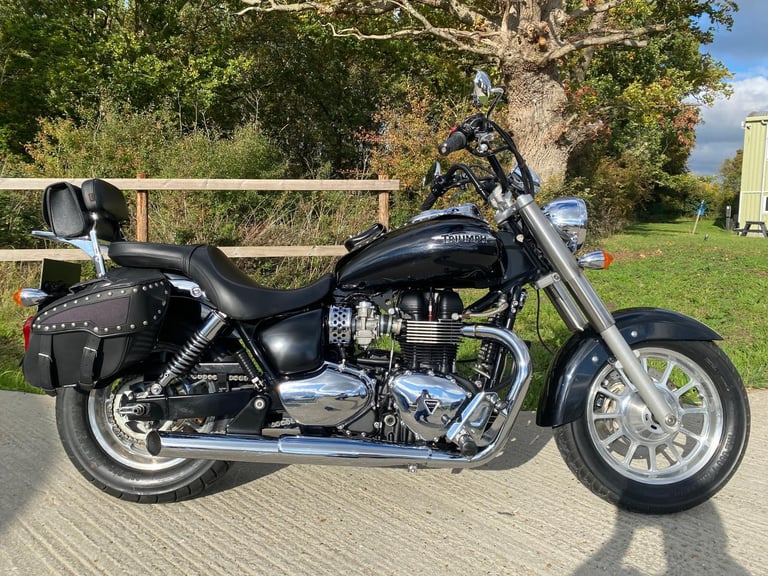 TRIUMPH BONNEVILLE AMERICA 865, 2011, 8,519 MILES, VERY CLEAN CRUISER