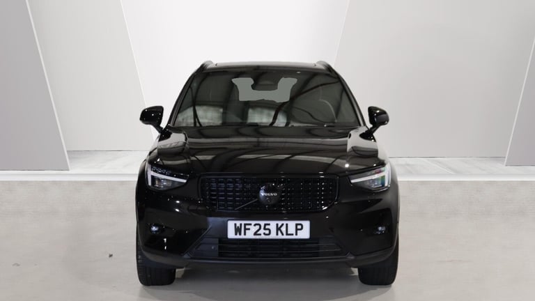 2025 Volvo XC40 B4 (P) Ultra Black Edition (Sunroof, Harman Kardon, 360 Camera) ESTATE Petrol/Ele...