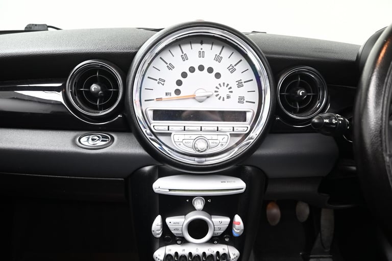 2009 MINI Convertible 1.6 Cooper 2dr CONVERTIBLE PETROL Manual