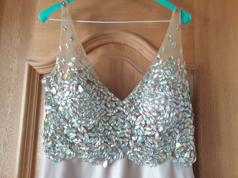 CHAMPAGNE BEADED 3 LAYER EVENING / PROM / FORMAL DRESS SIZE 16