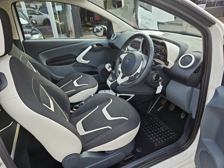 FORD KA 1.2 Zetec White Edition *** 26,000 Miles *** 2016
