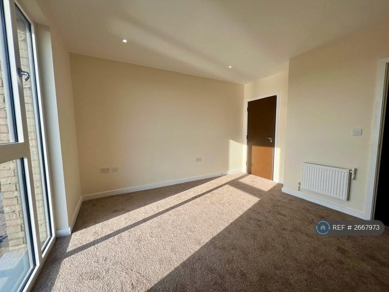 2 bedroom flat in Greenshank House, London, NW9 (2 bed) (#2667973)