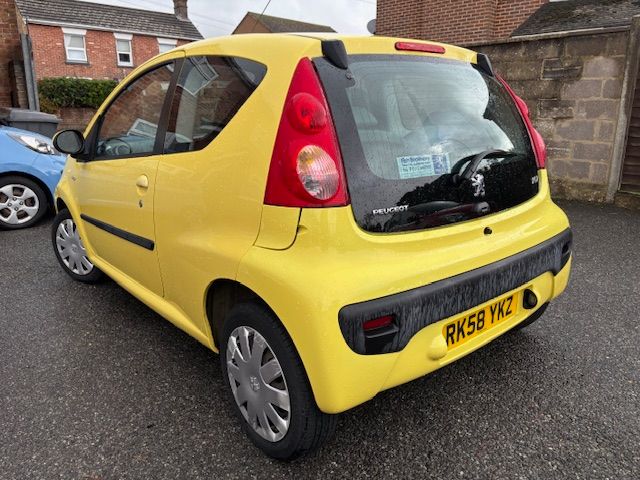 2008 Peugeot 107 Urban 1.0 3dr **£20 a Year Road Tax! Cheap to Insure and Run, Long MOT**