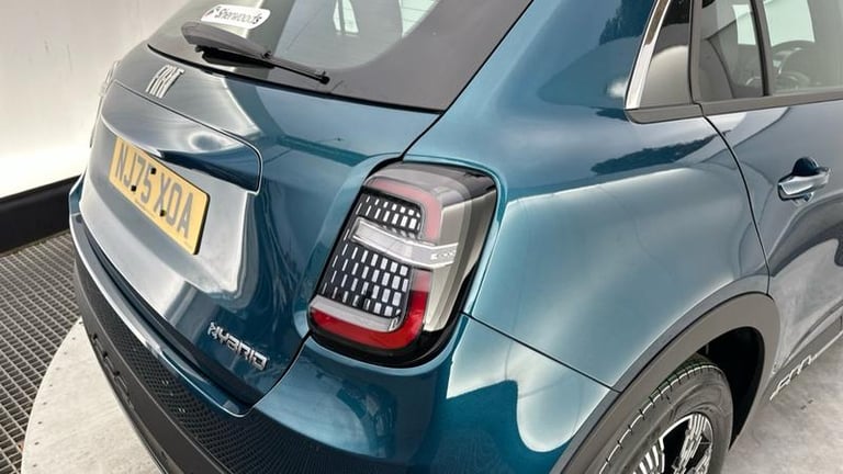 2025 Fiat 600 1.2 MHEV SUV 5dr Petrol Hybrid e-DCT Euro 6 (s/s) (100 ps) Automatic Hatchback Hybr...