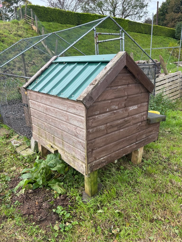 Chicken coop/hen house