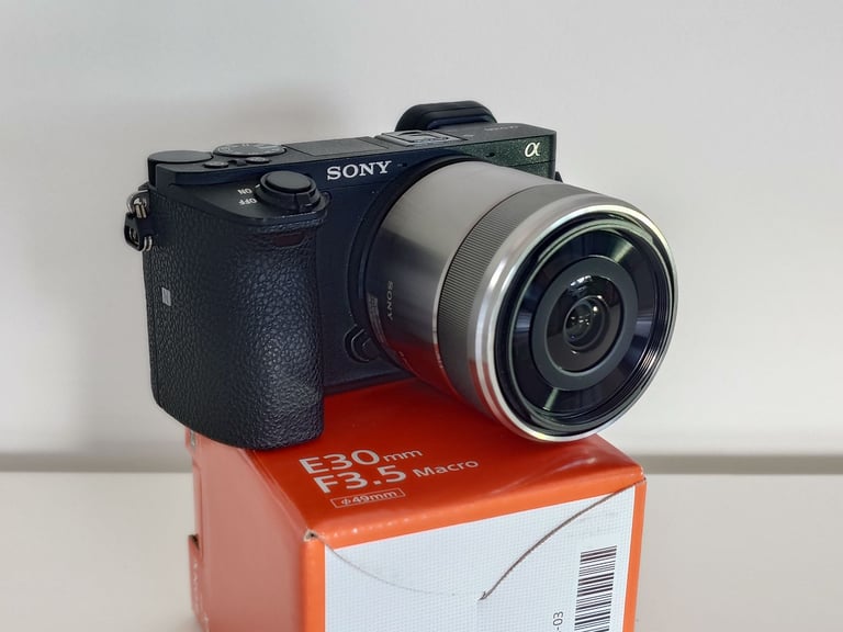 image for For Sale Sony E 30mm F3.5 Macro Lens & Box Excellent Condition.