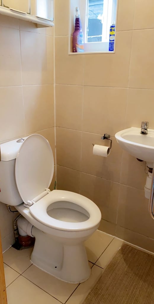 (AVAILABLE NOW) ..NICE BIG DOUBLE Room in REDBRIDGE, IG1 3SY for £790pcm.. ALL BILLS INCLUDED