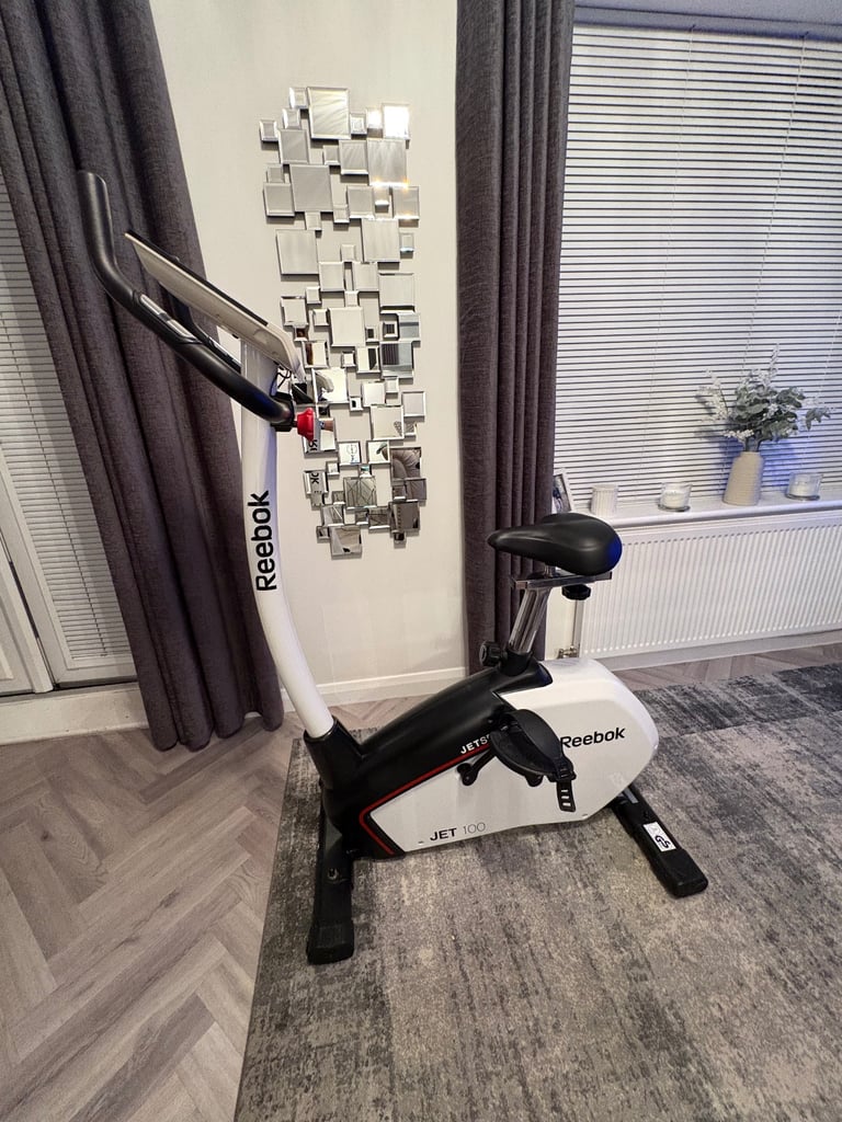 image for Reebok jet 100 exercise bike 