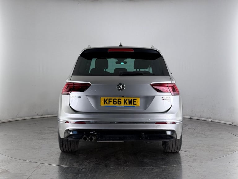  Volkswagen Tiguan 2.0 TDI BlueMotion Tech R-Line DSG 4Motion Euro 6 (s/s) 5dr Diesel Automatic