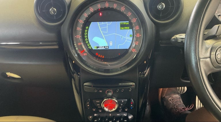 2015 MINI Countryman 1.6 Cooper S ALL4 5dr Automatic **ONE OWNER*ONLY 37000 MILES FROM NEW** HATC...