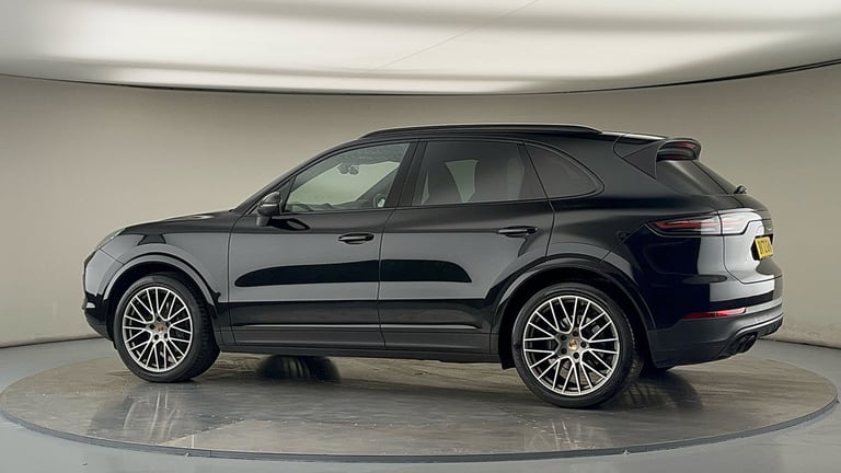 2022 Porsche Cayenne 3.0T V6 Platinum Edition TiptronicS 4WD Euro 6 (s/s) 5dr SUV Petrol Automatic