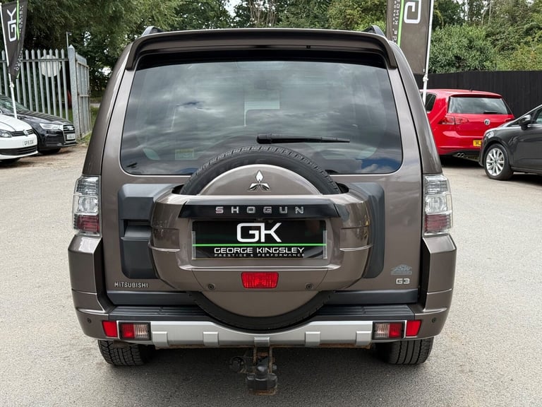 2013 Mitsubishi Shogun 3.2 DI-DC [197] SG3 5dr Auto ESTATE DIESEL Automatic